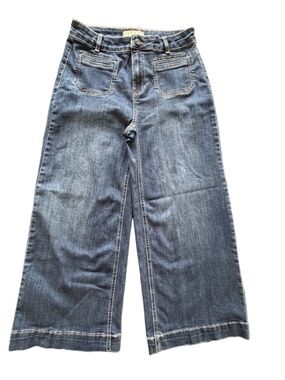 Charlie B cropped front patch pocket wide leg jeans size 6